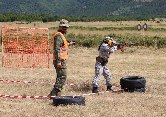 МО: Започна държавният военен шампионат по тактическа стрелба в динамични условия 