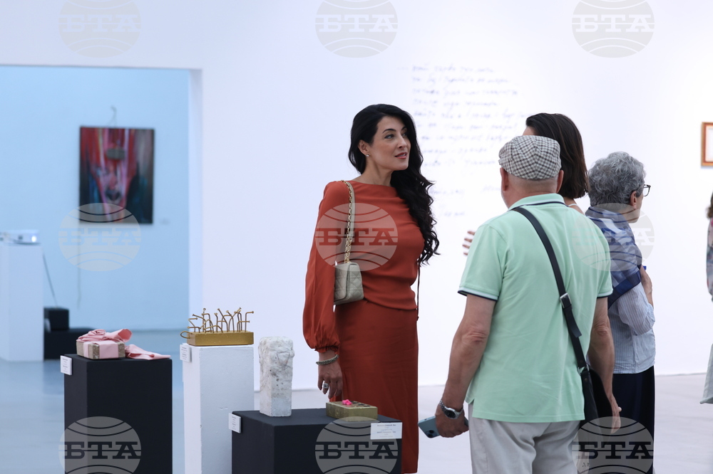 „Тухлата“ - кураторски проект на Христина Бобокова