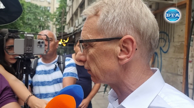 Парламентарната група на "Продължаваме промяната - Демократична България" реши, че няма как да подкрепи правителството на ГЕРБ-СДС