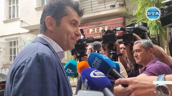 Няма естествена подкрепа за правителството, предлагано от ГЕРБ-СДС, то зависи от купен вот, смята Кирил Петков