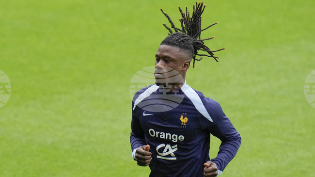 Полузащитникът Едуардо Камавинга напусна лагера на националния отбор на Франция