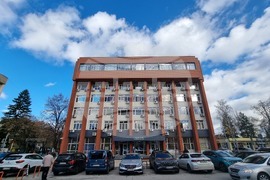 Окръжната прокуратура в Перник награждава трима ученици в конкурс за есе