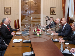 Снимка: Прессекретариат - Президентът Румен Радев на среща на „Дондуков“ 2 с представители на международната асоциация АФСЕА