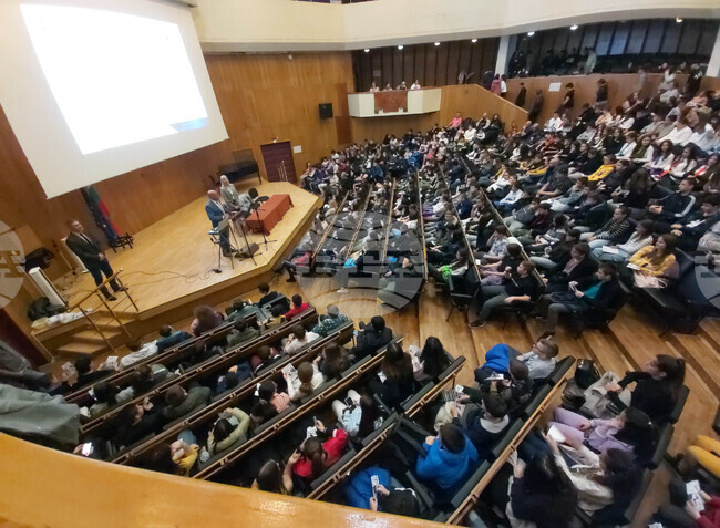 Велико Търново - „Пази детето в интернет“ -  кампания