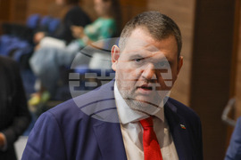 Парламент - заседание