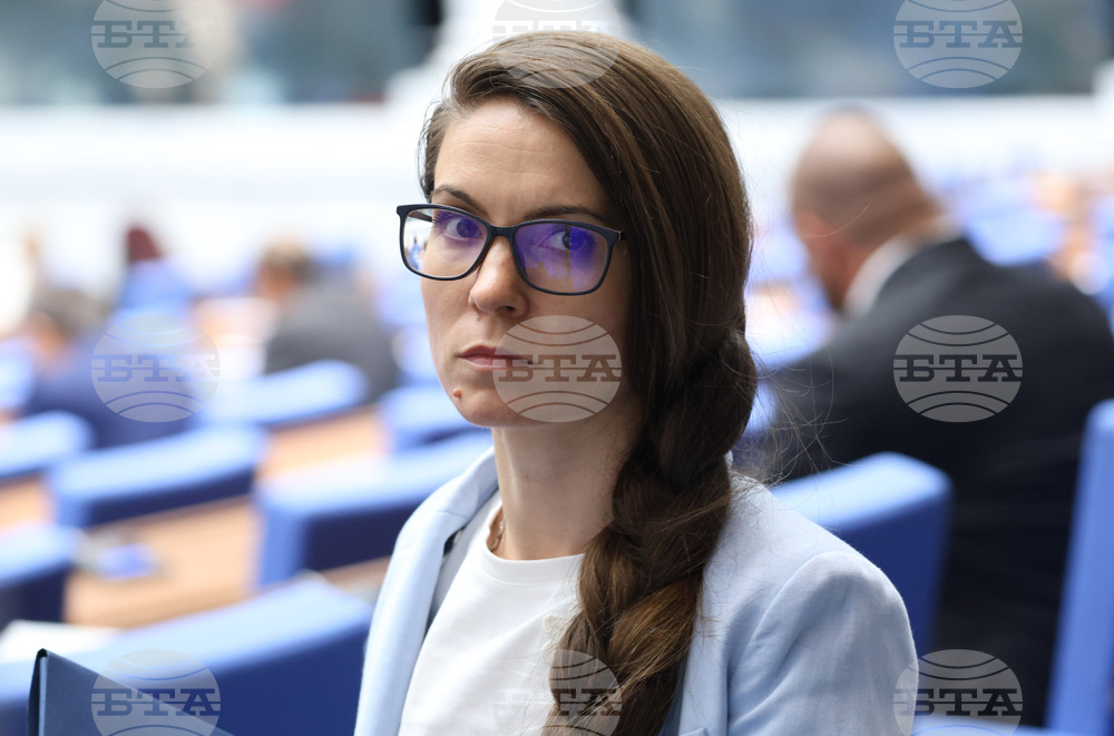 Народно събрание - проектокабинет на ГЕРБ-СДС - Ирена Негинова