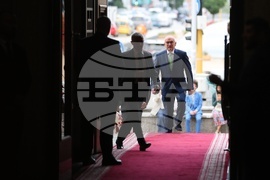 Народно събрание - проектокабинет на ГЕРБ-СДС - дебати -  Румен Радев 