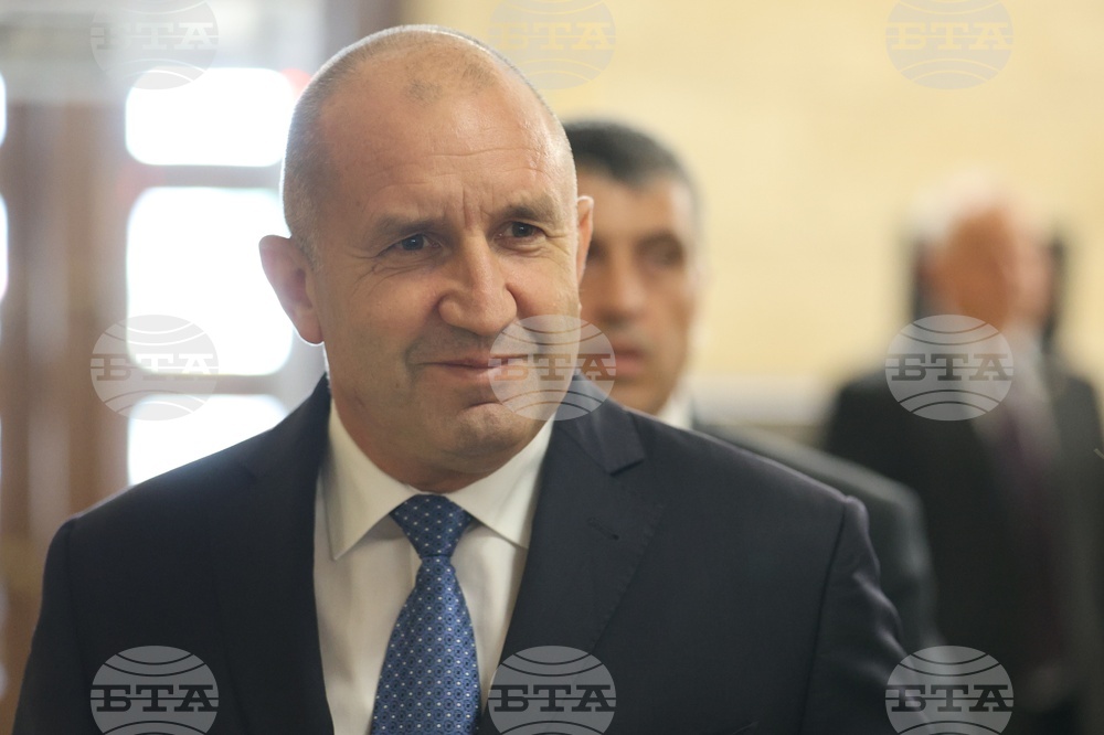 Народно събрание - проектокабинет на ГЕРБ-СДС - дебати -  Румен Радев 