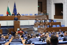 Народно събрание - проектокабинет на ГЕРБ-СДС - дебати