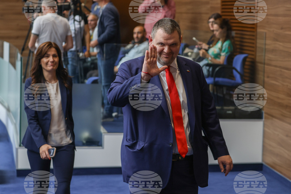 Народно събрание - проектокабинет на ГЕРБ-СДС - дебати - Делян Пеевски