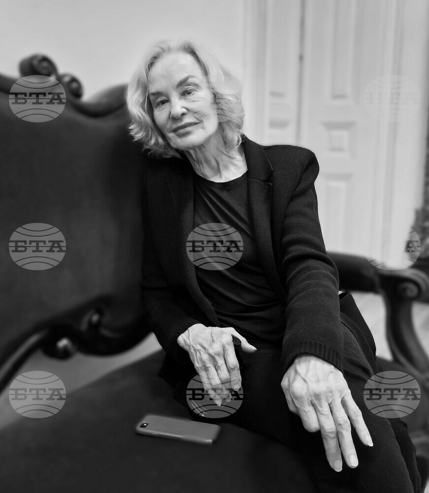 Jessica Lange: It Is Silence Inside That Helps You Find the Moment