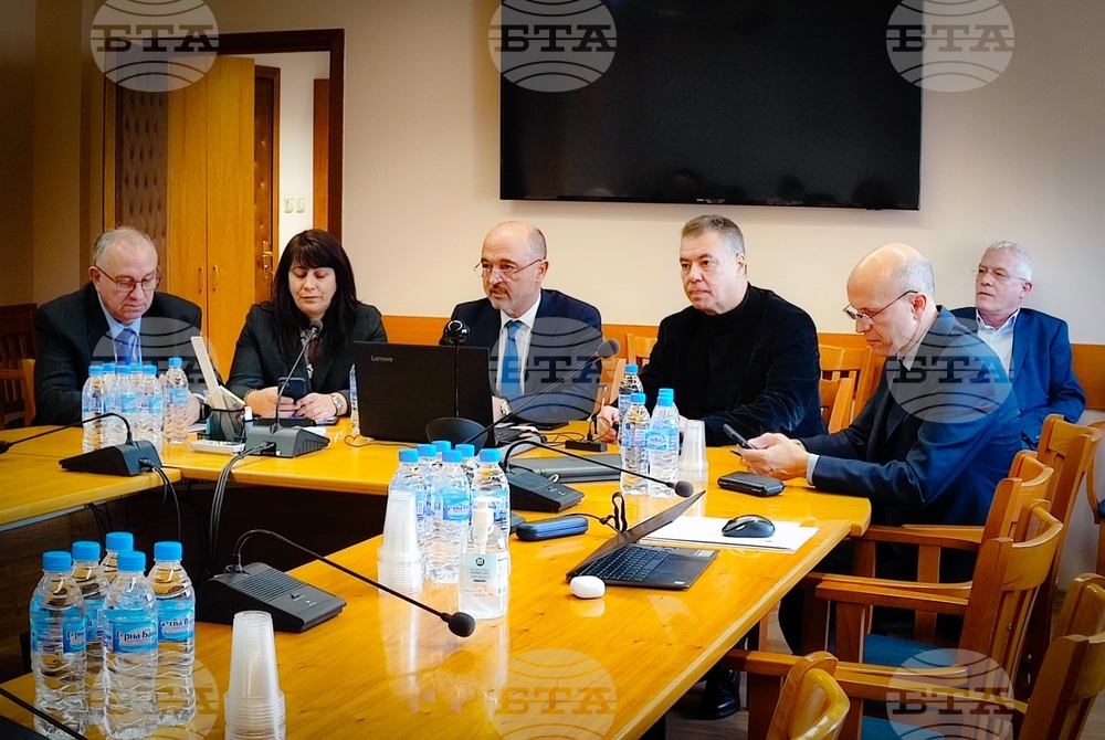 Министър Меджидиев: Цените на клиничните пътеки се увеличават с 8%, а на медико-диагностичните дейности – с 18%