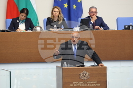 Народно събрание - проектокабинет на ГЕРБ-СДС - дебати