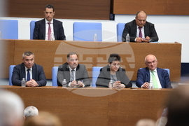 Народно събрание - проектокабинет на ГЕРБ-СДС - дебати