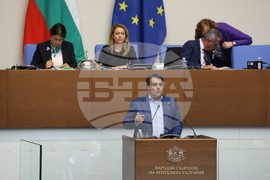 Народно събрание - проектокабинет на ГЕРБ-СДС - дебати