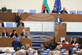 Народно събрание - проектокабинет на ГЕРБ-СДС - дебати