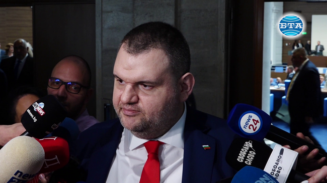 Русия печели днес, каза Делян Пеевски, след като парламентът не избра Росен Желязков за премиер