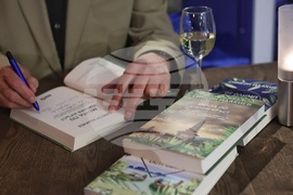 Симеон Идакиев - книга - премиера