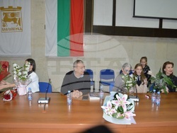 Снимка: Община Благоевград - Вера Маринова представи книгата си „Обръчите на Венера“ в Благоевград