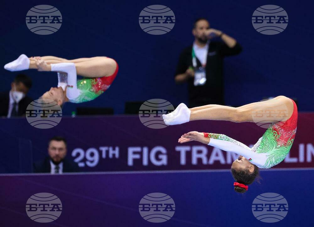 Bulgarians Koseva, Pavlova Win Silver at Trampoline Gymnastics World Age Group Competition
