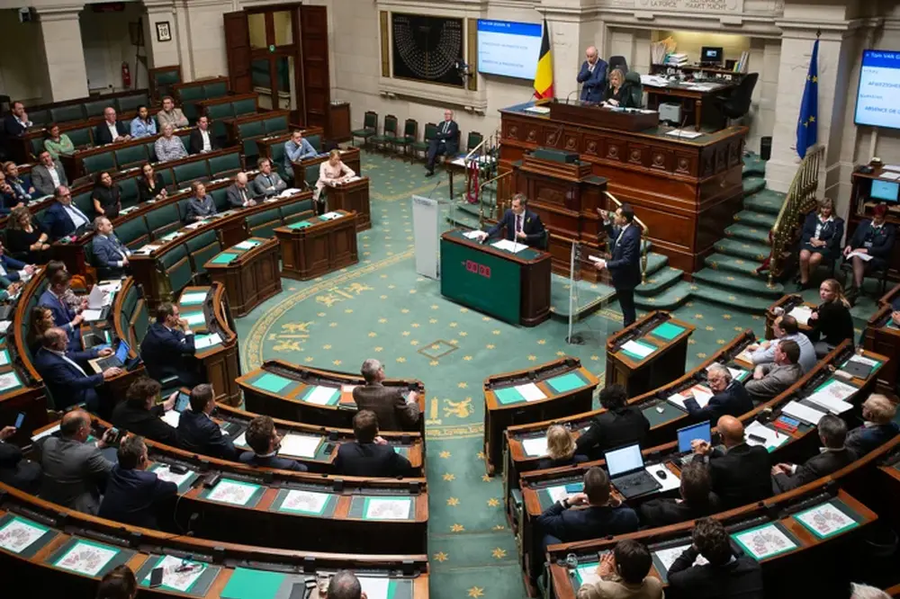 Белгия замразява депутатските заплати за следващите четири години