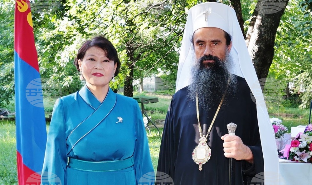 Bulgarian Patriarch Daniil Attends National Day Reception at Mongolian Embassy
