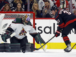 Coyotes Hurricanes Hockey