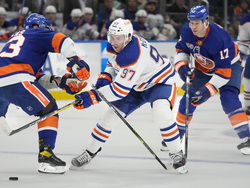Oilers Islanders Hockey
