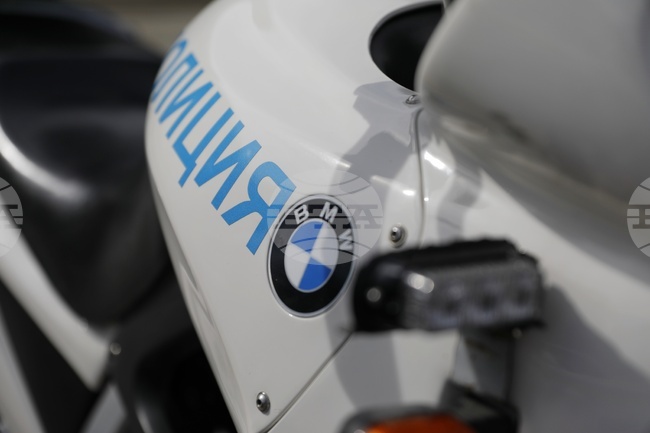 Полицията в Русе арестува трима души при акция срещу наркоразпространението