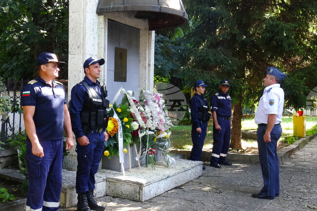 Добрич - МВР - професионален празник - отбелязване 