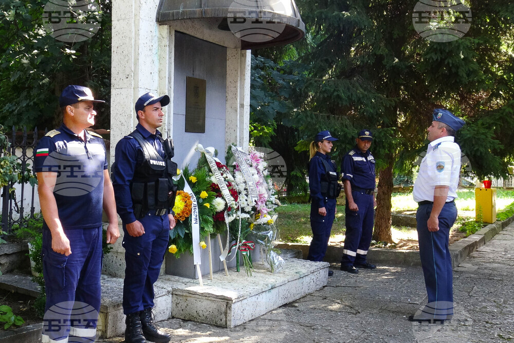 Добрич - МВР - професионален празник - отбелязване