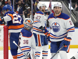 Oilers Islanders Hockey