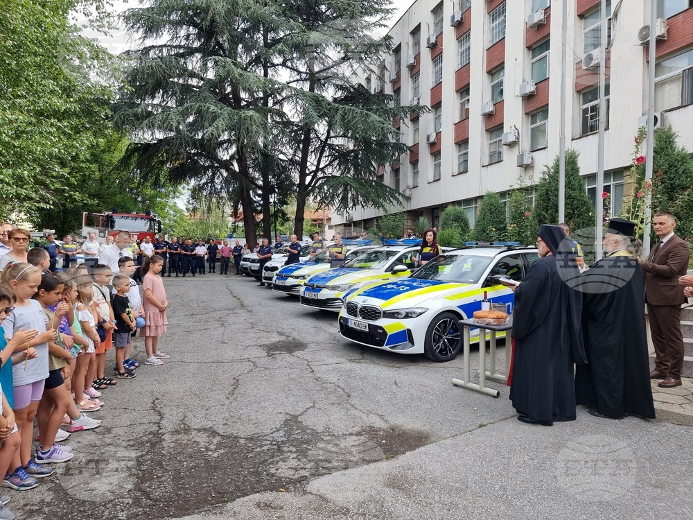 Ямбол - ОДМВР - Ден на отворени врати - нови автомобили - водосвет