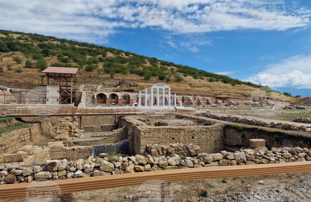 Archaeologists Begin Rescue Excavations near Ancient City of Heraclea Sintica