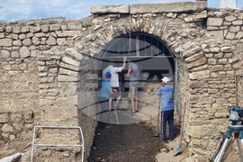 Петрич - Хераклея Синтика - мраморна статуя