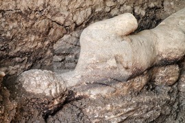 Петрич - Хераклея Синтика - мраморна статуя