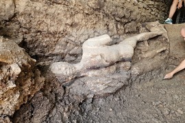 Петрич - Хераклея Синтика - мраморна статуя