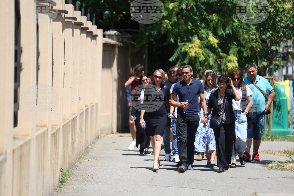 Протест - Инициативен комитет „Заедно срещу безумията по пътищата“