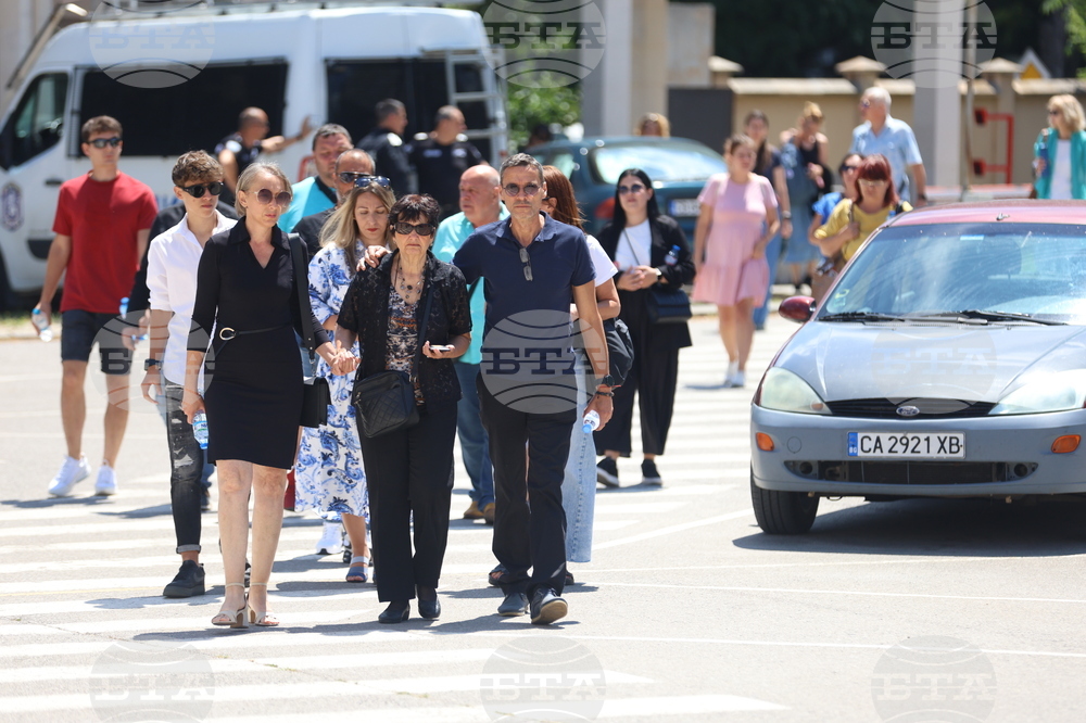 Протест - Инициативен комитет „Заедно срещу безумията по пътищата“