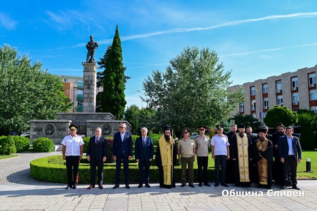 Стефан Радев: Днес обществото ни изразява признателност към работата на служителите на МВР