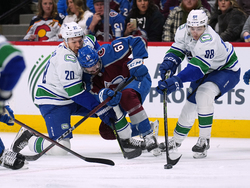 Canucks Avalanche Hockey