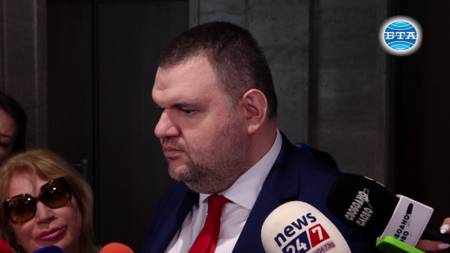 Делян Пеевски: ДПС няма да се разцепи, ще върнем празен мандат