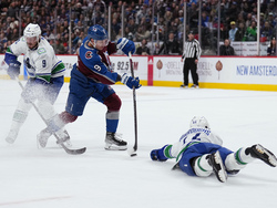 Canucks Avalanche Hockey