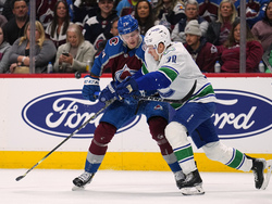 Canucks Avalanche Hockey
