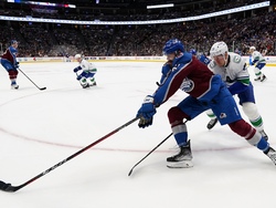 Canucks Avalanche Hockey