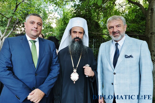 Драгомир Драганов към патриарх Даниил: Нека се смирим и да загърбим егото си в злободневието