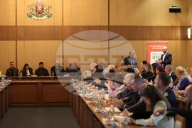 Форум - „За мащабни действия срещу войната по пътищата“