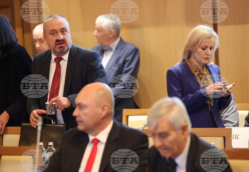 Форум - „За мащабни действия срещу войната по пътищата“