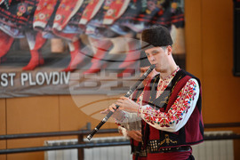 Пловдив - Ансамбъл „ Тракия" - образователни концерти