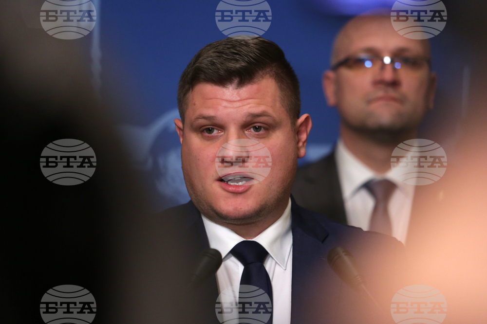 Парламент - Възраждане - брифинг